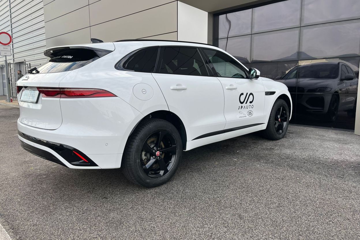 Jaguar F-Pace 2.0d I4 D200 MHEV R-Dynamic S AWD A/T  obrázok č. 5