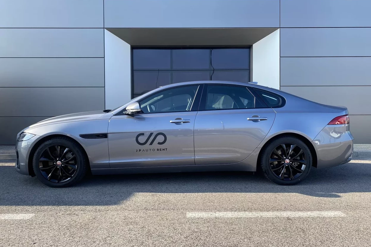 Jaguar XF SE AWD 2.0 I4 D200 MHEV obrázok č. 5