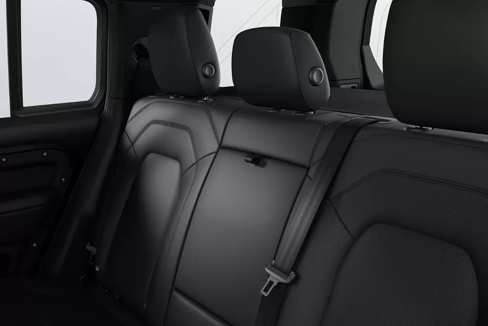 Defender 110 X-Dynamic HSE D350 MHEV AWD obrázok č. 5