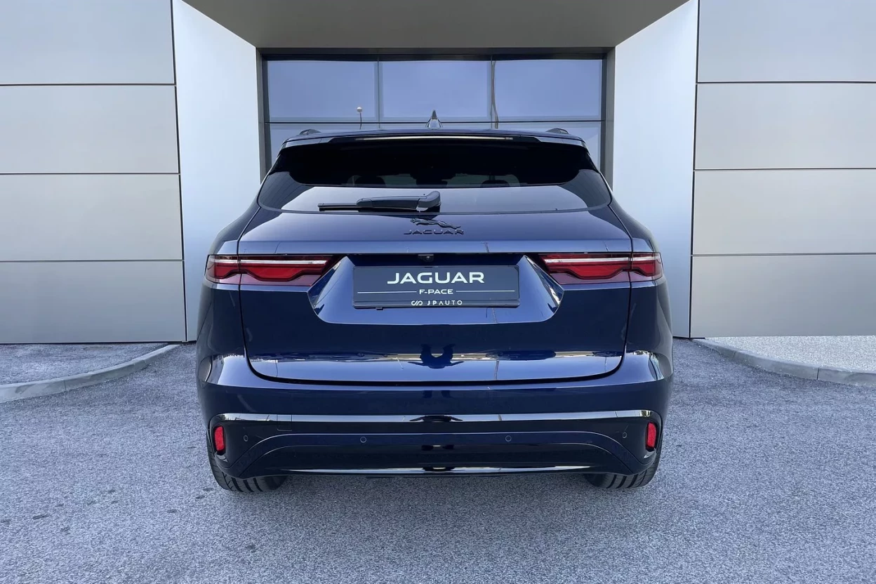 Jaguar F-Pace R-Dynamic SE D200 AWD AUTOMAT MHEV obrázok č. 6
