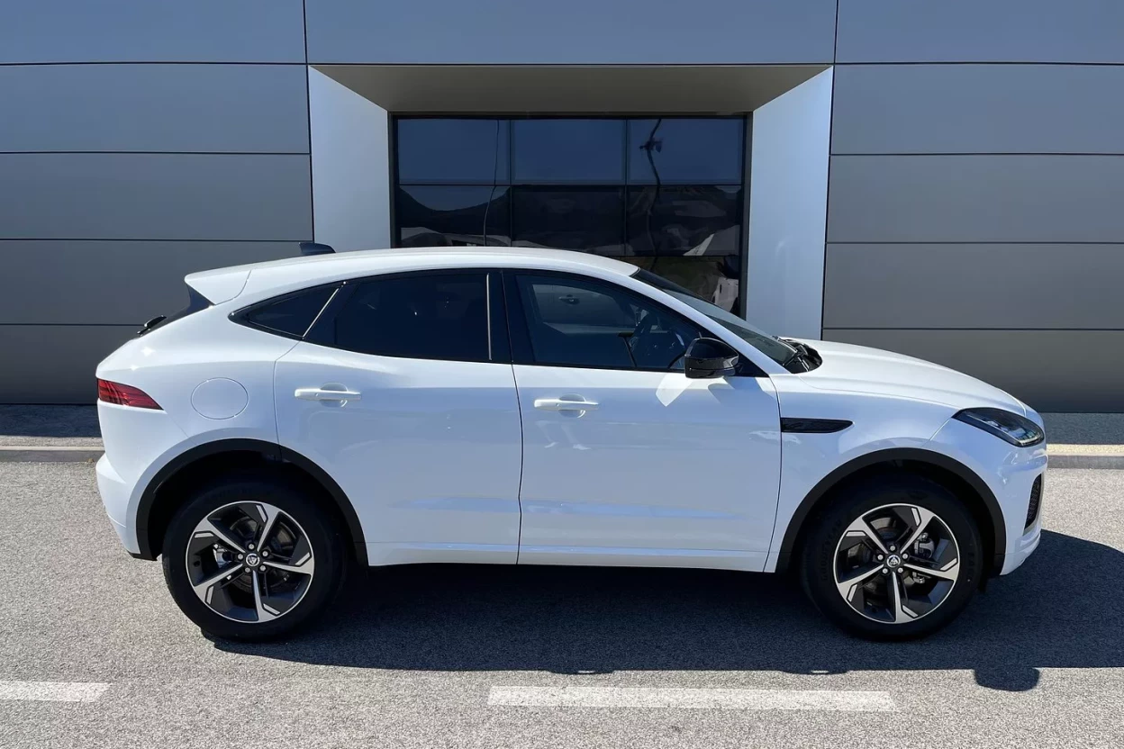 Jaguar E-Pace R-Dynamic S D165 MHEV AWD obrázok č. 6