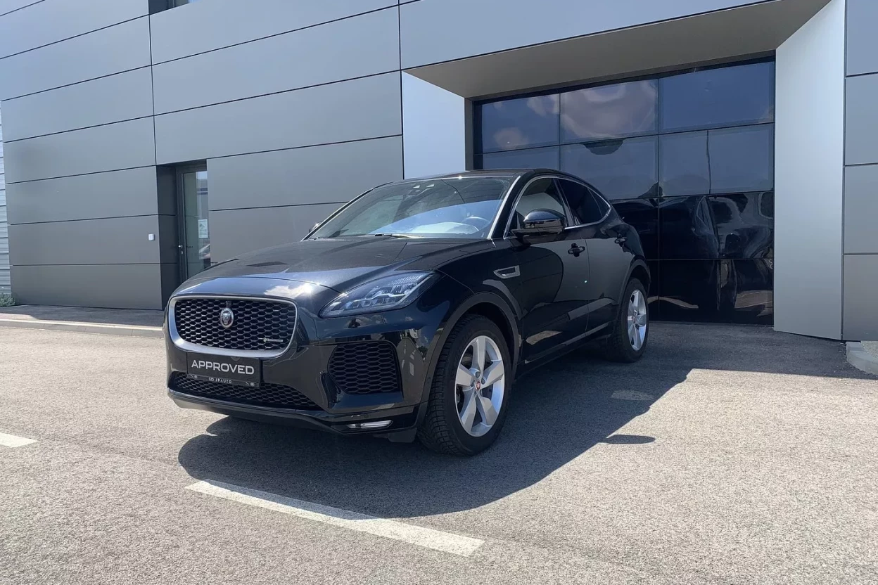 Jaguar E-Pace R-Dynamic SE  2.0 I4 180k AWD obrázok č. 0