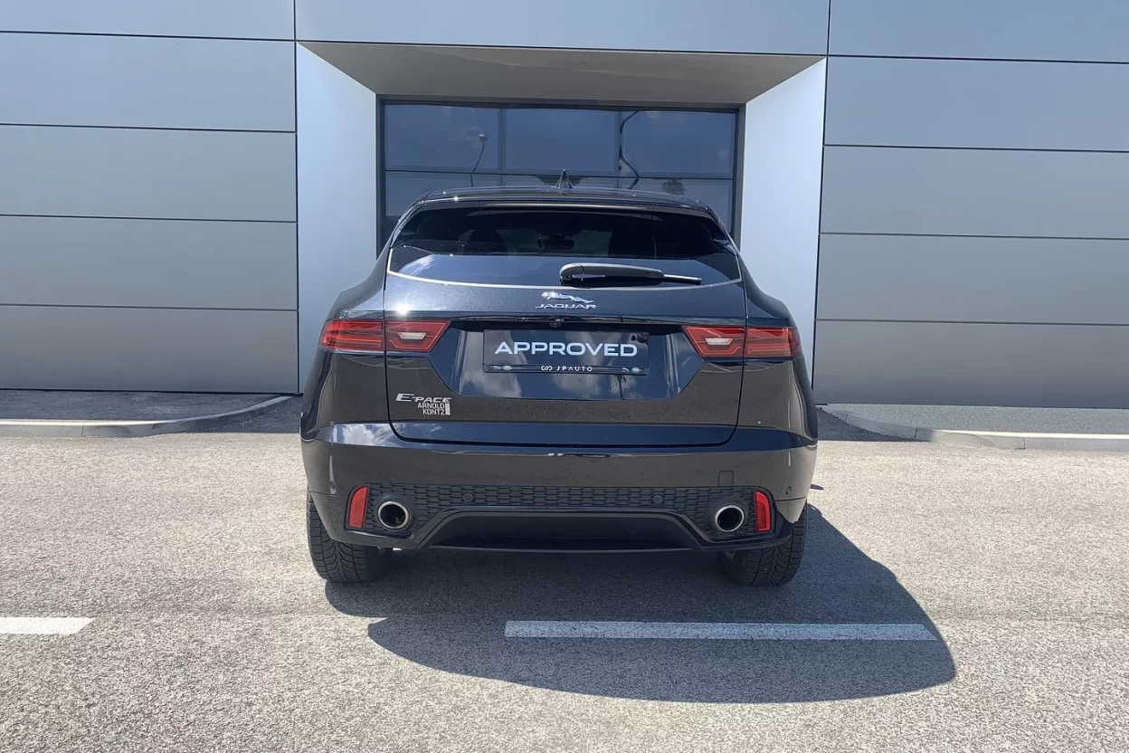 Jaguar E-Pace R-Dynamic SE  2.0 I4 180k AWD obrázok č. 6