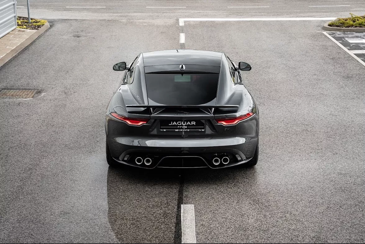 Jaguar F-Type Coupe 5.0L V8 575k S/C R75 AWD A/T obrázok č. 2