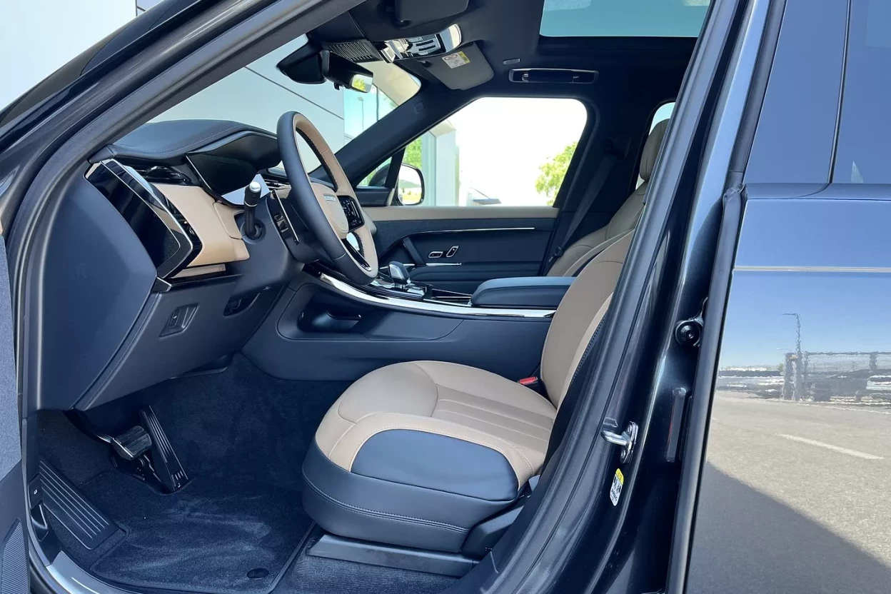 Range Rover Sport Dynamic HSE D300 MHEV AWD  obrázok č. 8