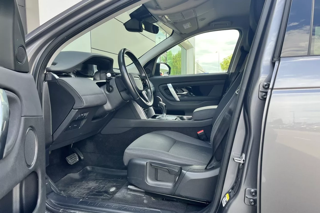 Land Rover Discovery Sport Pure 2.0 TD4 obrázok č. 8