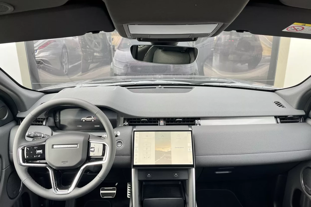 Discovery Sport Dynamic SE D165 MHEV AWD obrázok č. 9