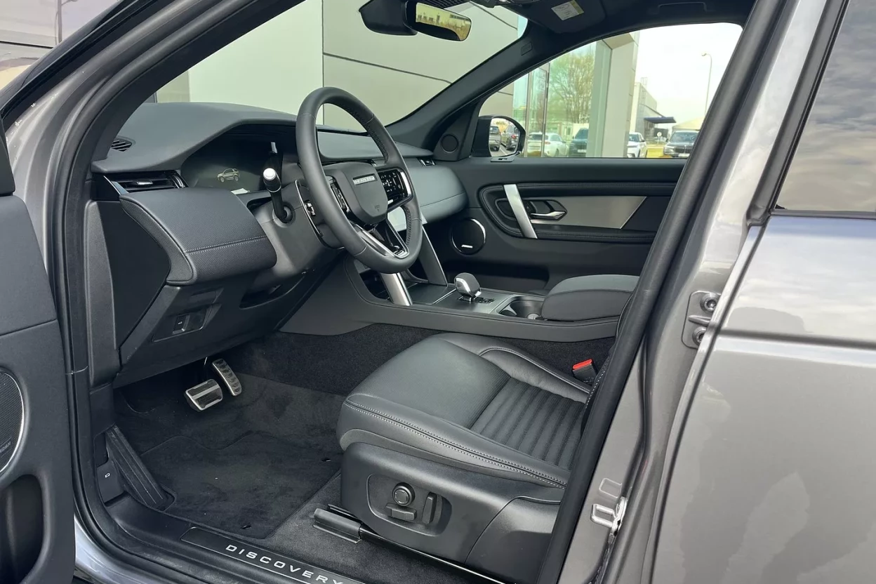 Land Rover Discovery Sport Dynamic SE D200 AWD AUTOMAT MHEV obrázok č. 9