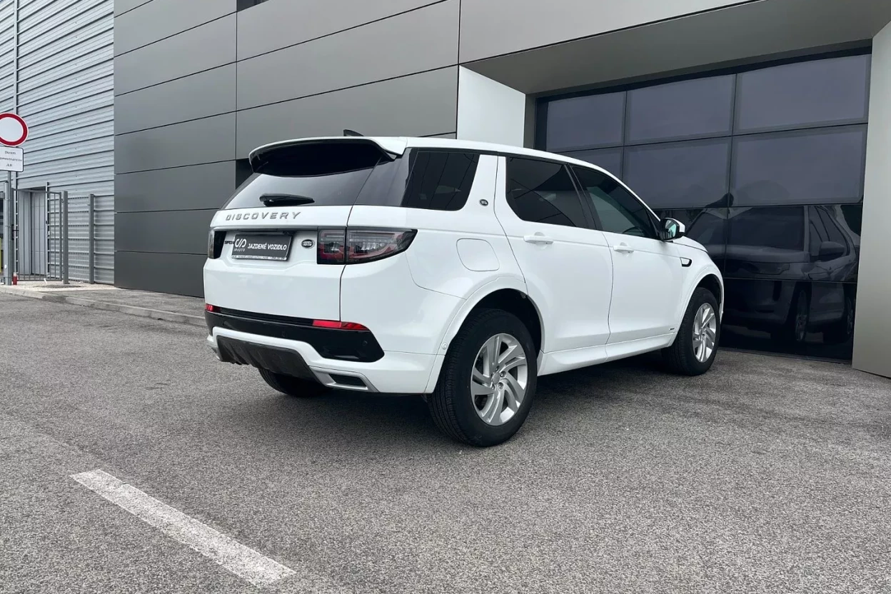 Land Rover Discovery Sport S - 7 MIEST 2.0D D150 AWD A/T obrázok č. 3