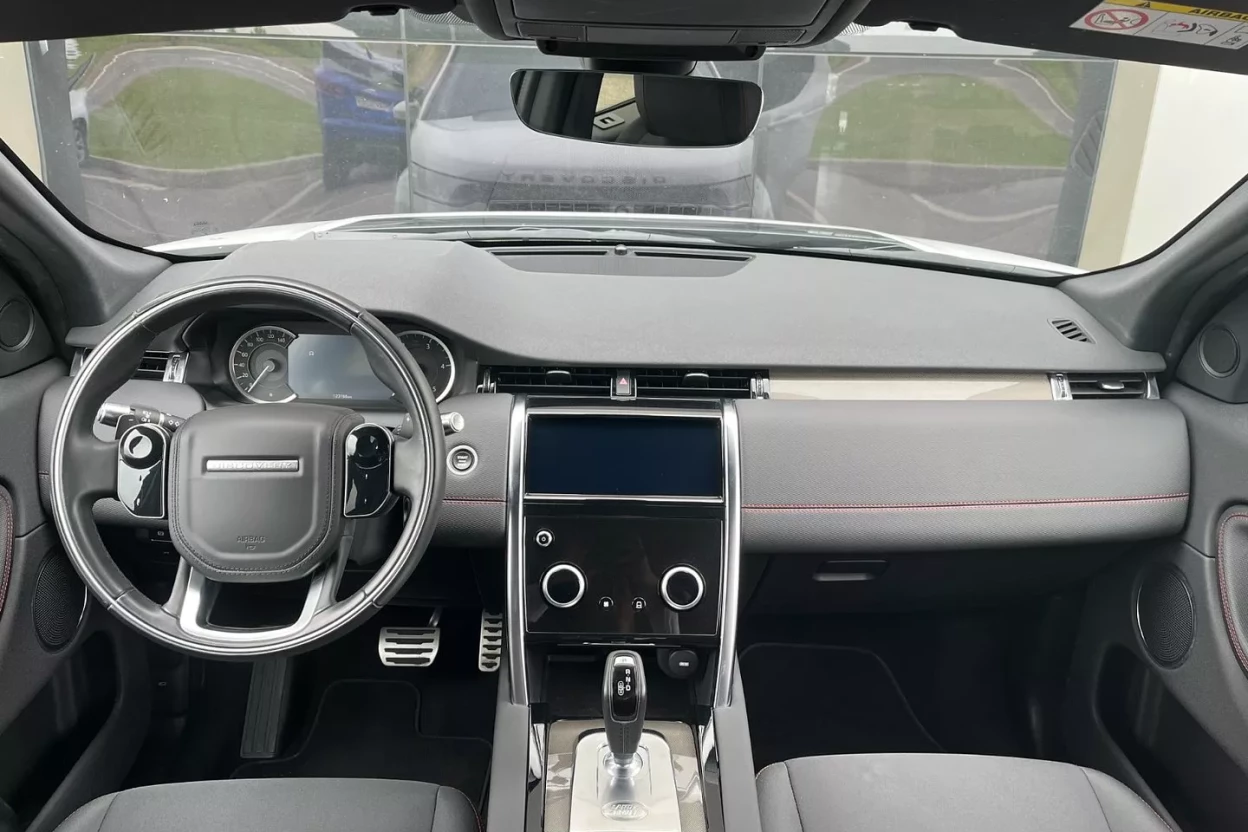 Land Rover Discovery Sport S - 7 MIEST 2.0D D150 AWD A/T obrázok č. 8