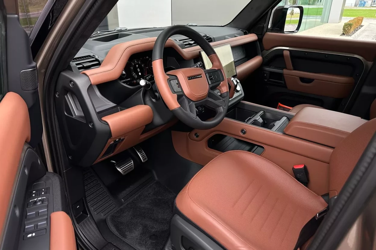 Defender 110 OCTA  P635 V8 MHEV AUTOMAT AWD obrázok č. 8