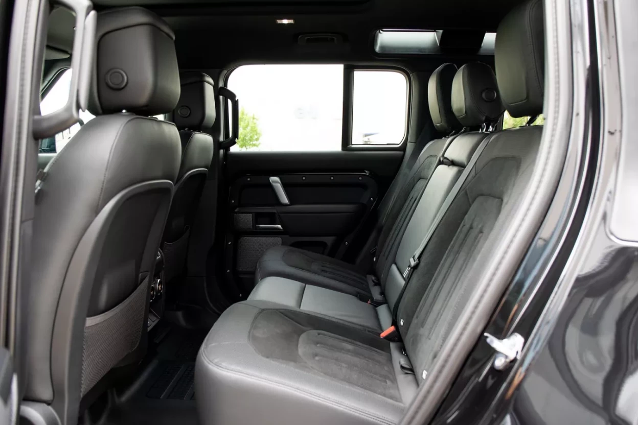 Defender 110 110 V8 5.0 P525 A/T AWD obrázok č. 11