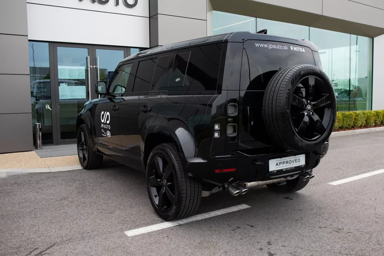 Land Rover Defender 110 110 V8 5.0 P525 A/T AWD obrázok č. 4