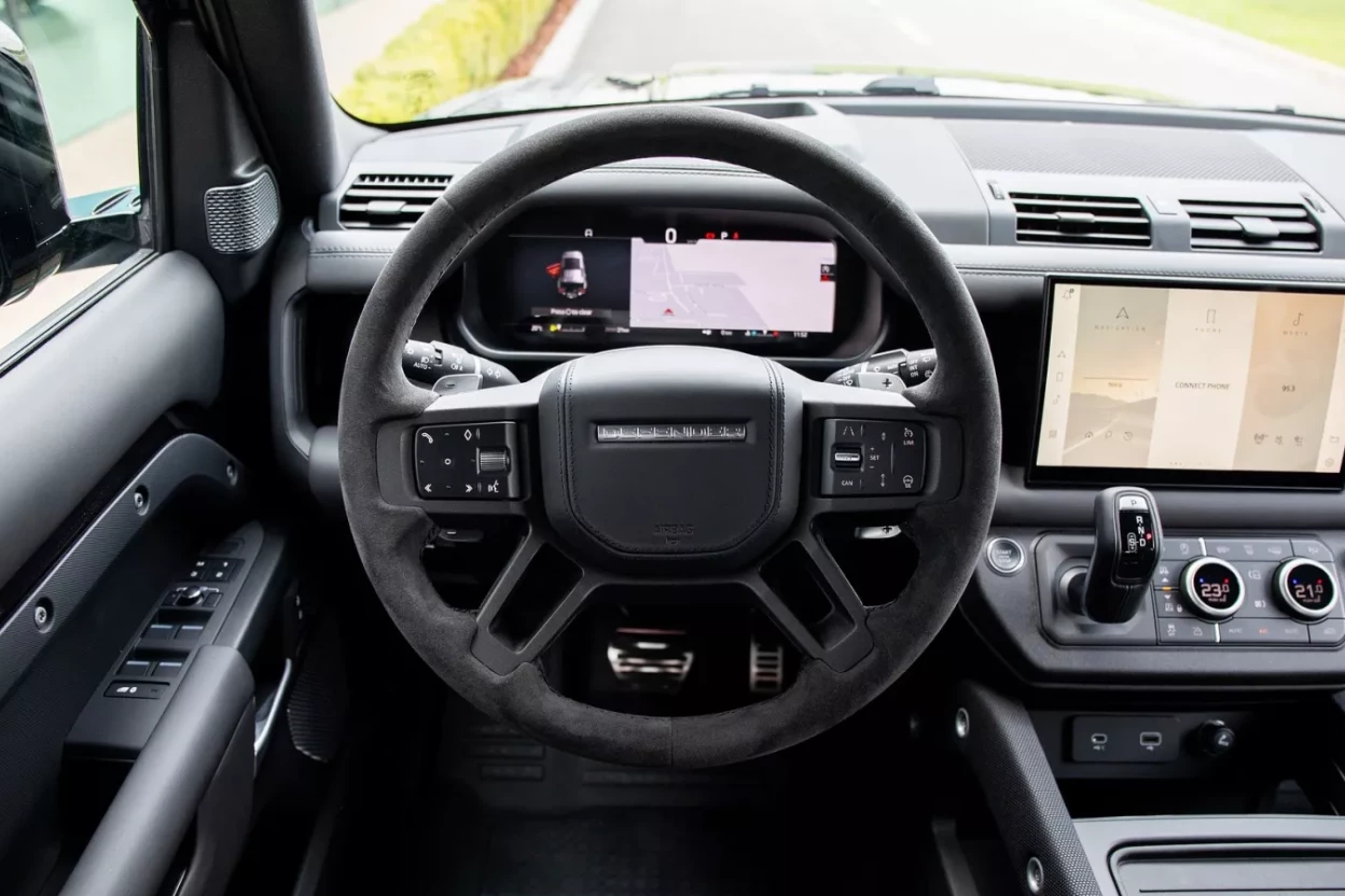 Defender 110 110 V8 5.0 P525 A/T AWD obrázok č. 9