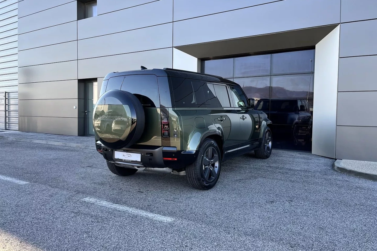 Defender 110 X-Dynamic HSE D350  MHEV AWD obrázok č. 5