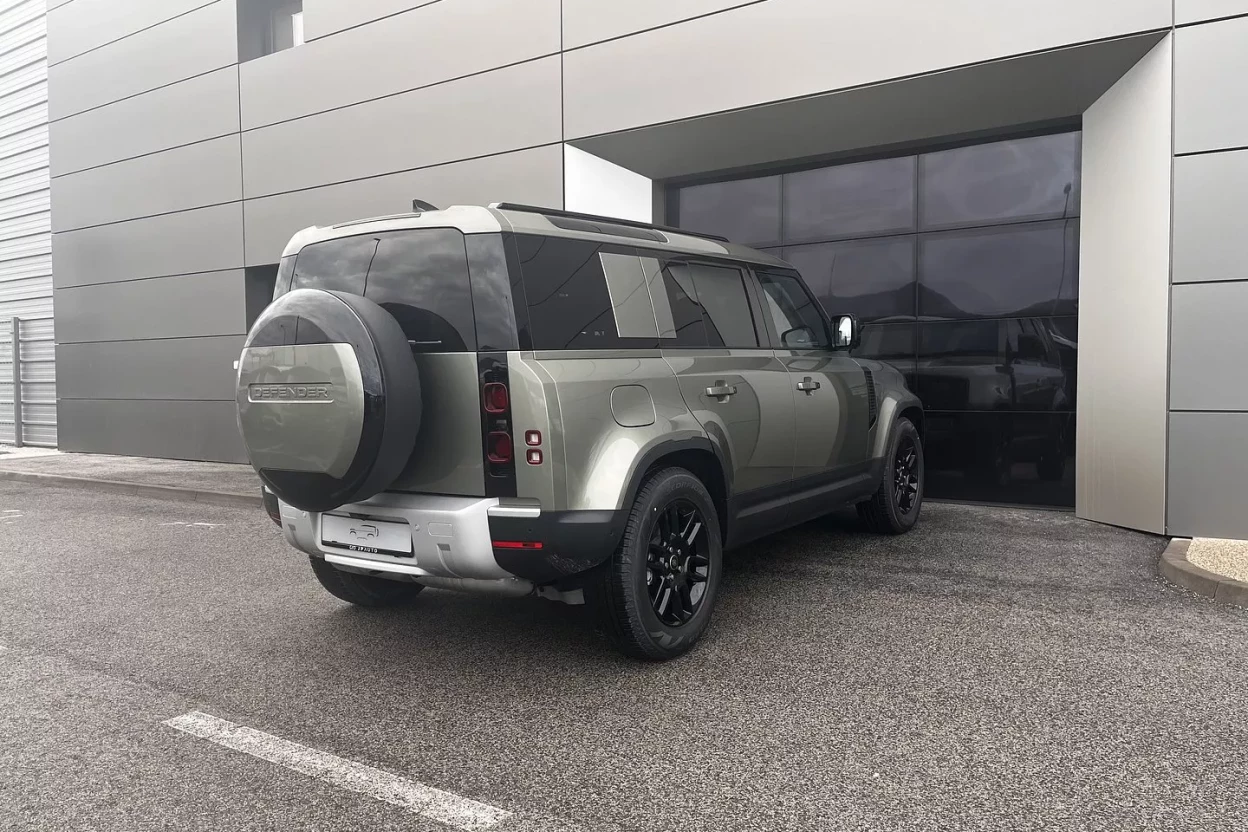 Land Rover Defender 110 S D200 AWD AUTOMAT MHEV obrázok č. 5