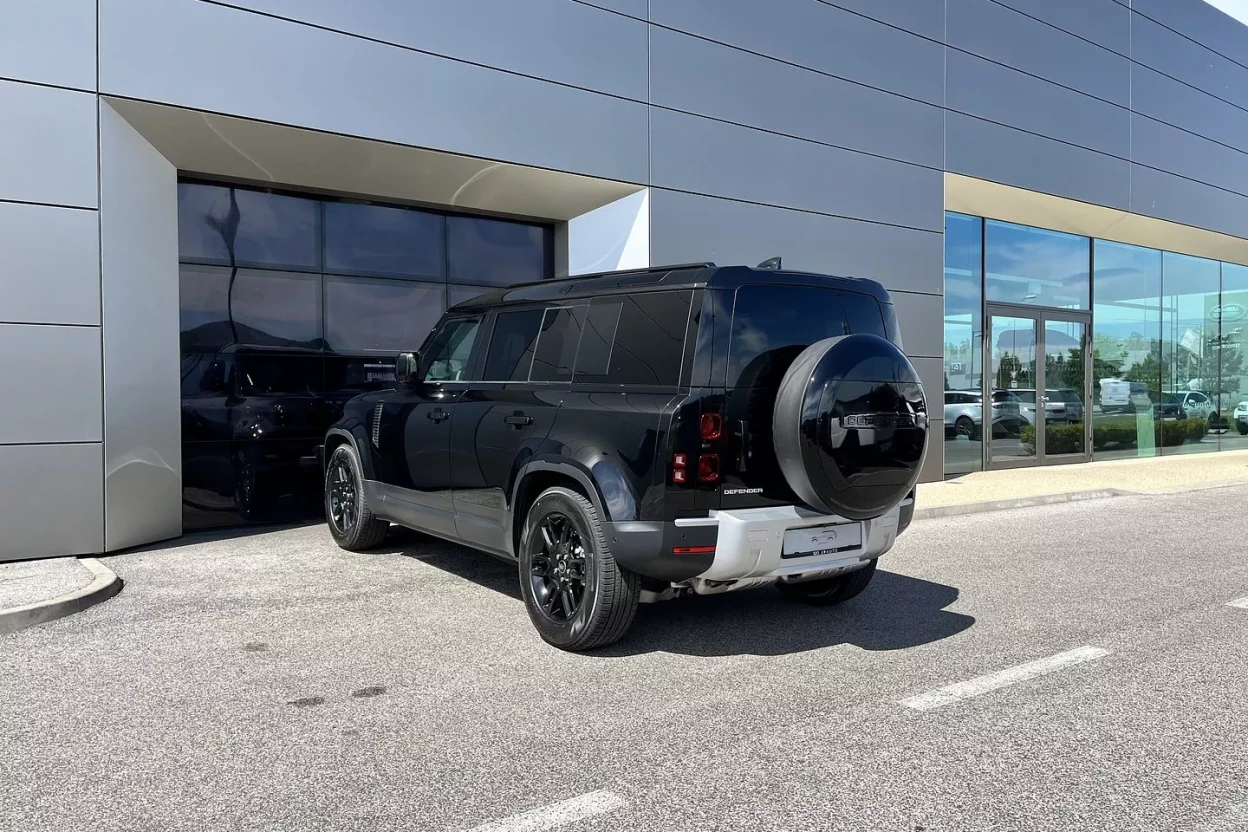 Land Rover Defender 110 S D200 AWD AUTOMAT MHEV obrázok č. 5
