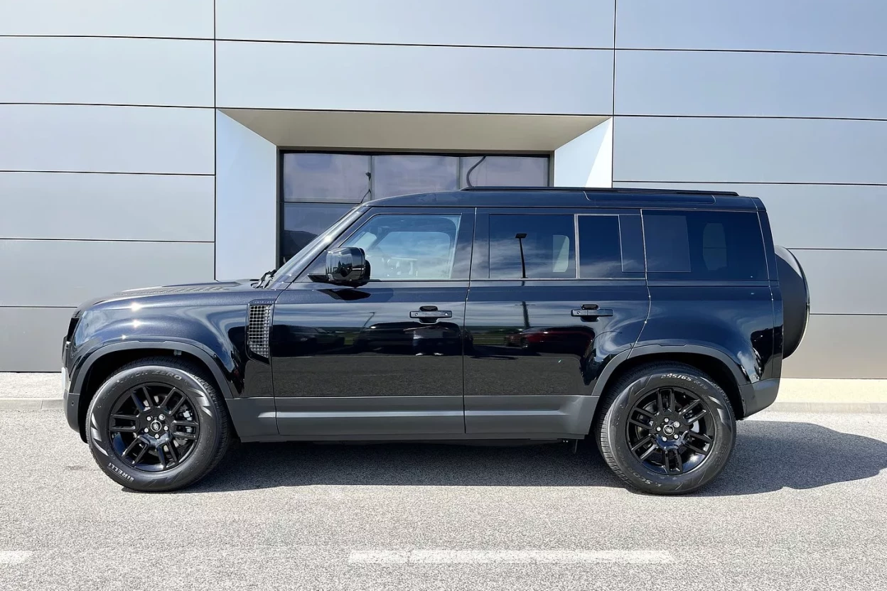 Land Rover Defender 110 S D200 AWD AUTOMAT MHEV obrázok č. 6