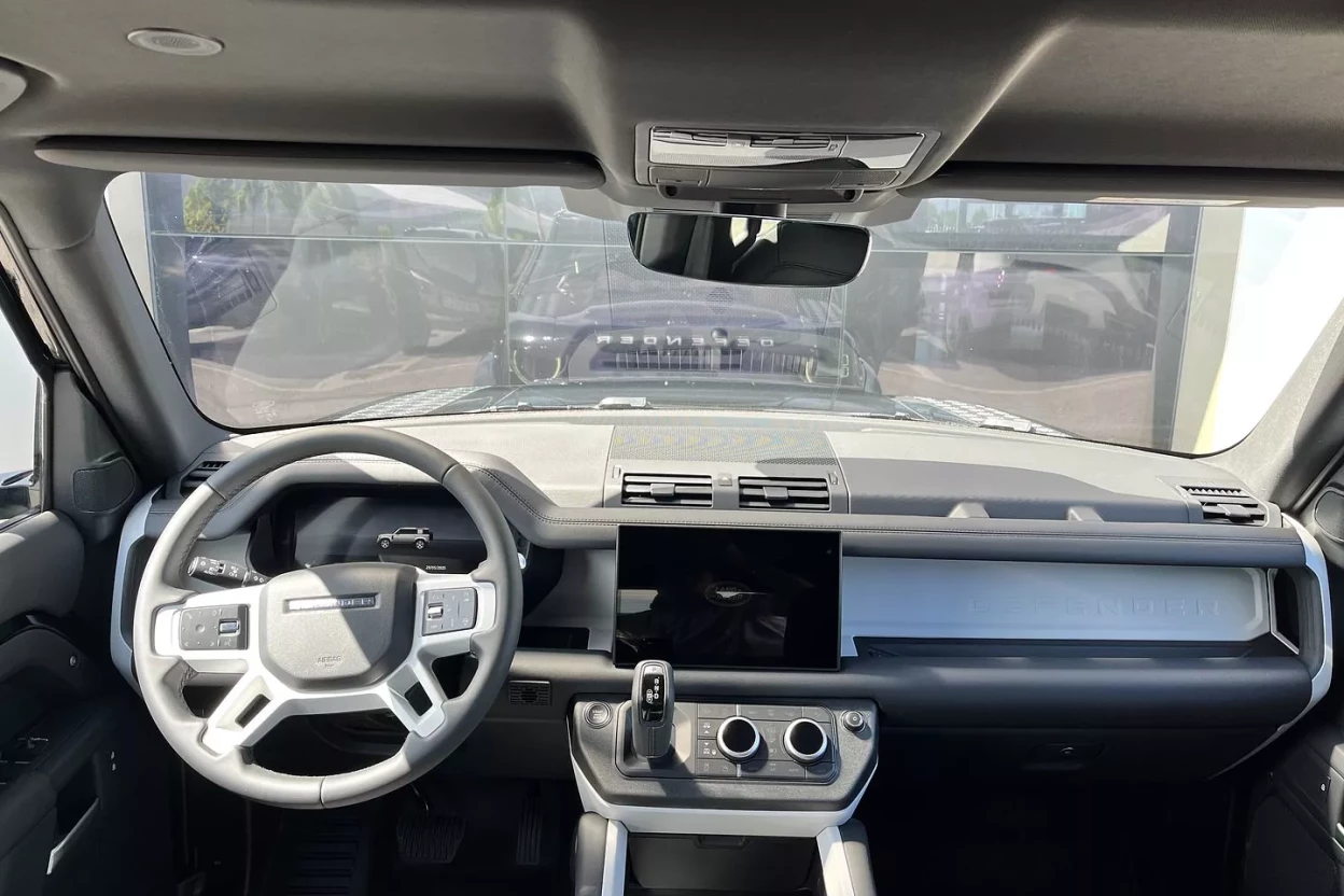 Land Rover Defender 110 S D200 AWD AUTOMAT MHEV obrázok č. 9