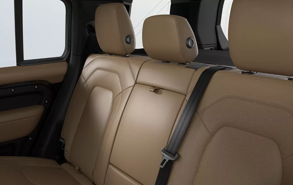 Defender 110 X-Dynamic HSE D350 MHEV AWD obrázok č. 5