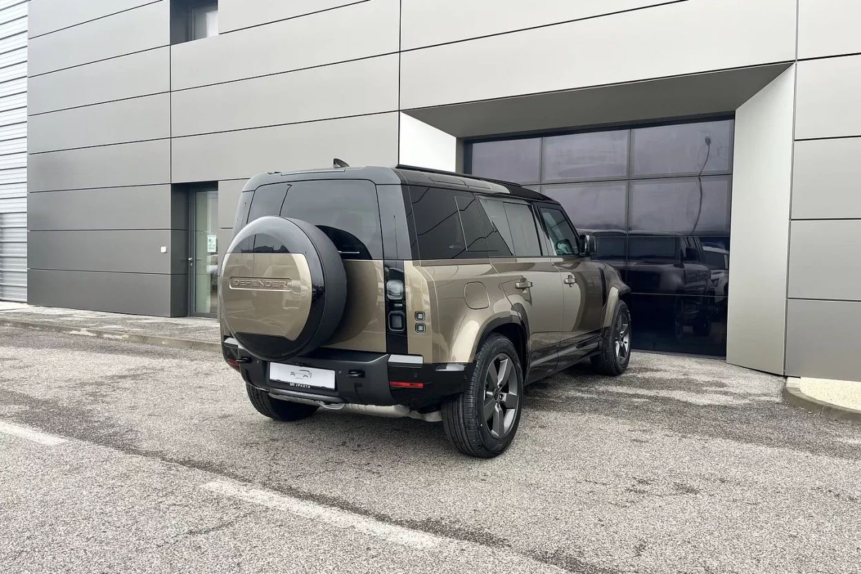 Defender 110 X-Dynamic HSE D350 MHEV AWD obrázok č. 5