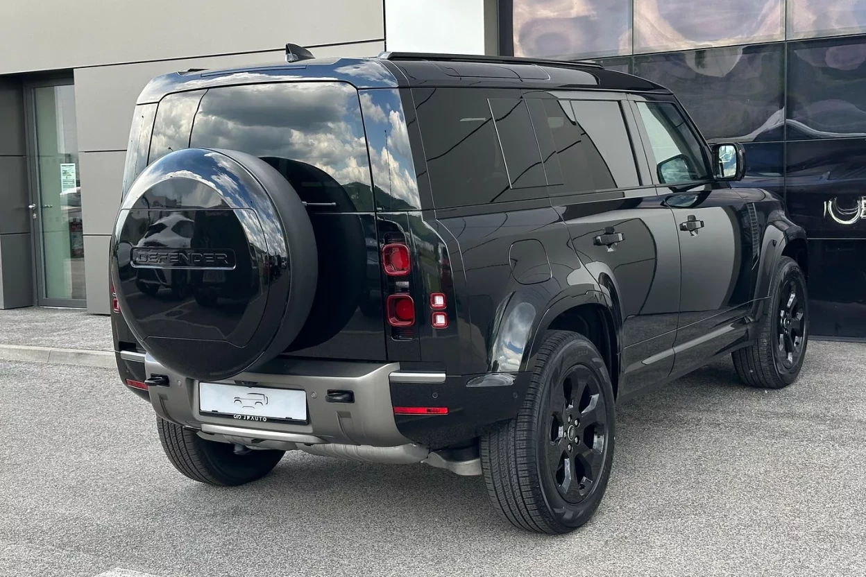 Land Rover Defender 110 X-Dynamic SE D200 AWD AUTOMAT MHEV obrázok č. 3
