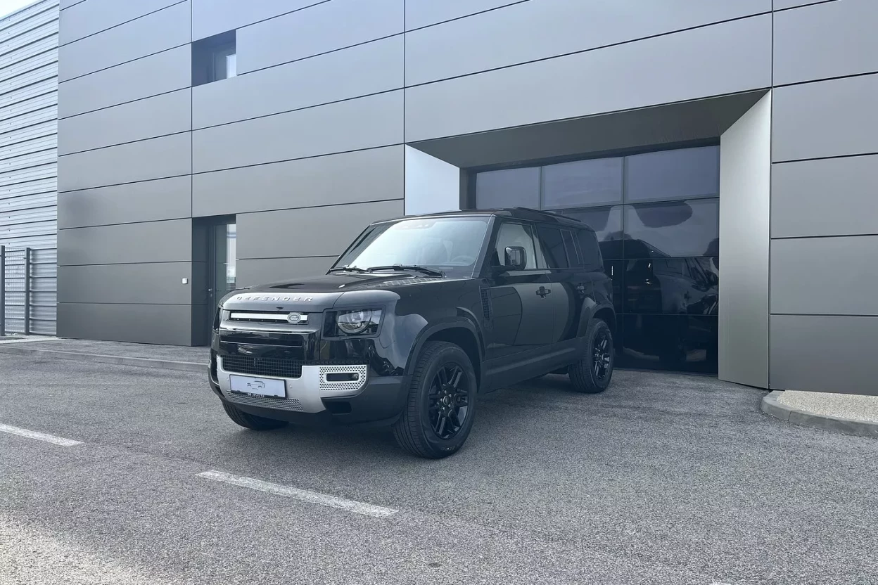 Defender 110 S D250 MHEV AWD obrázok č. 0