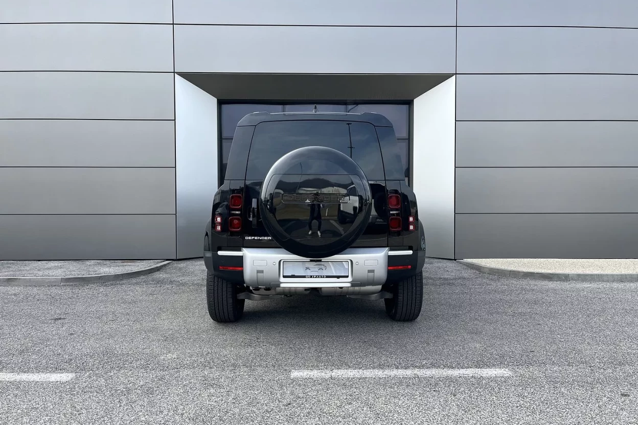 Defender 110 S D250 MHEV AWD obrázok č. 4