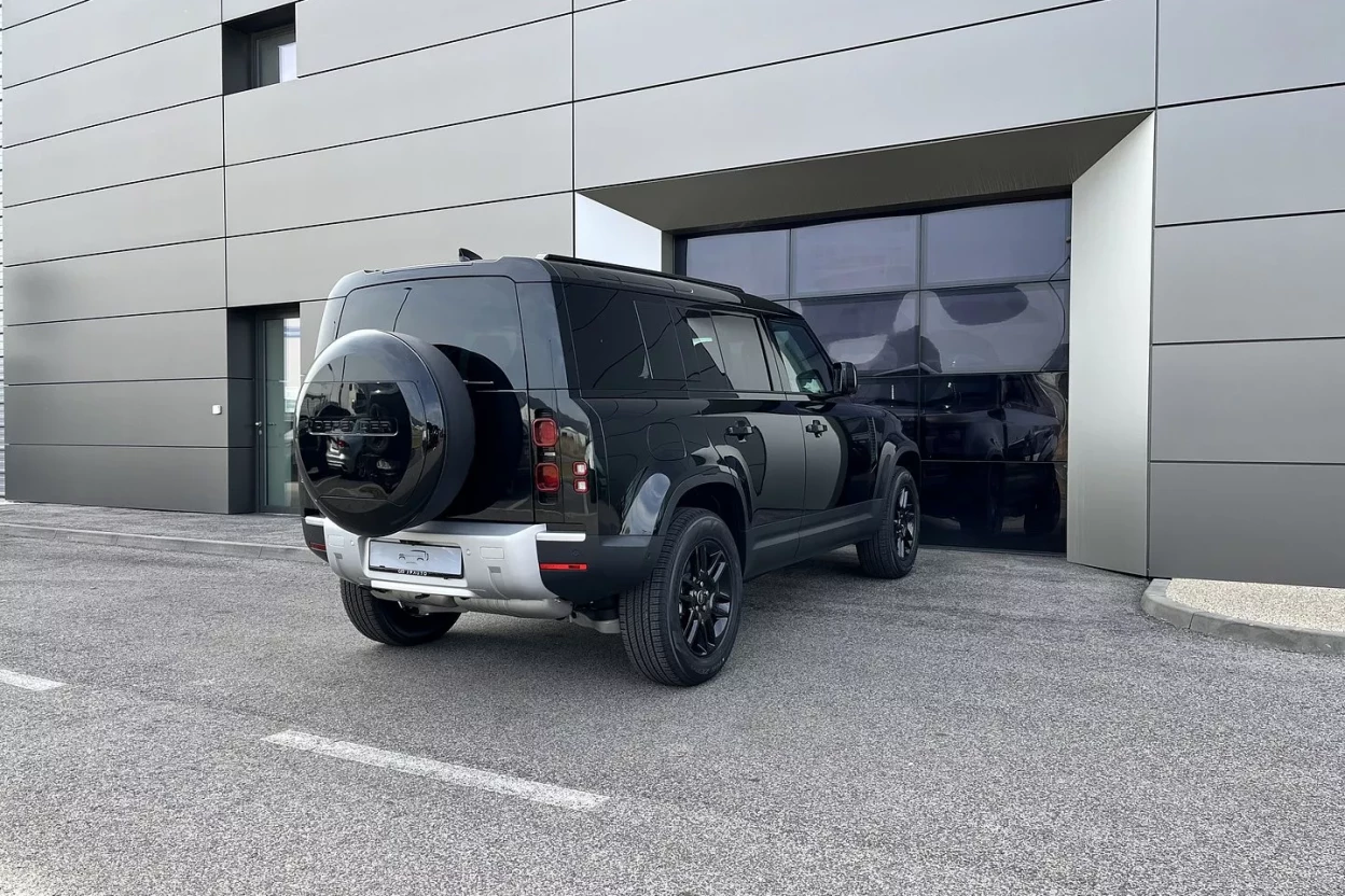 Defender 110 S D250 MHEV AWD obrázok č. 5