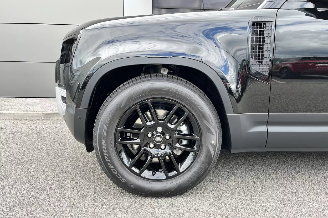 Land Rover Defender 110 S D200 MHEV AUTOMAT AWD obrázok č. 7
