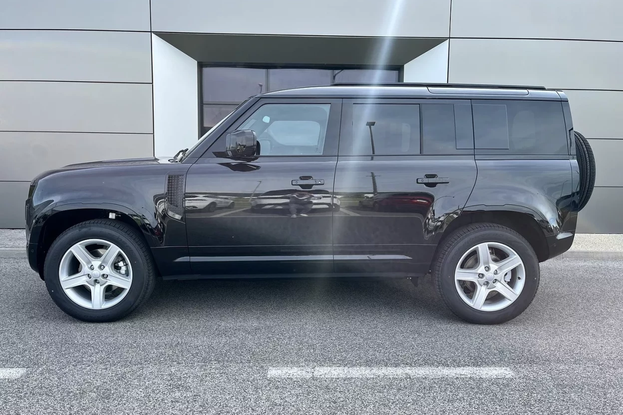 Land Rover Defender 110 X-Dynamic SE D250 MHEV AUTOMAT AWD obrázok č. 6