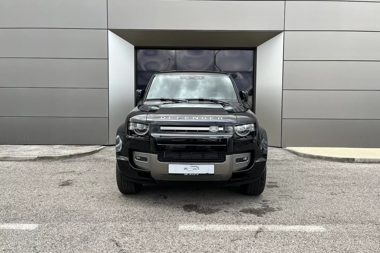 Defender 110 X-Dynamic SE D200 MHEV AWD obrázok č. 1