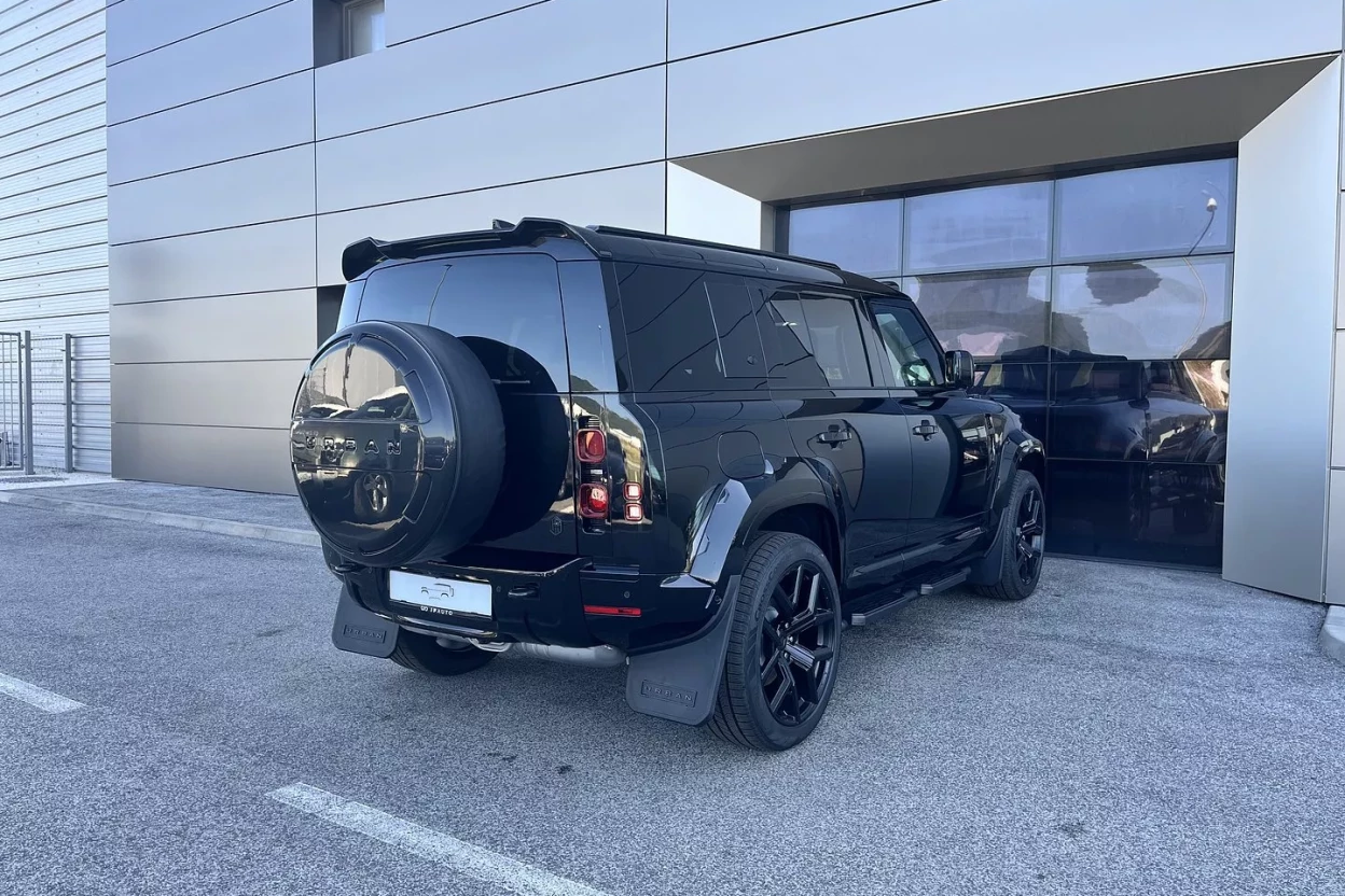 Defender 110 X-Dynamic HSE D300 MHEV AWD obrázok č. 5