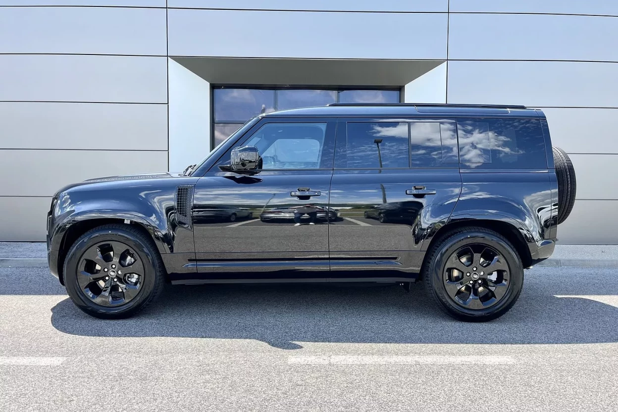 Defender 110 X-Dynamic SE D250 MHEV AUTOM AWD obrázok č. 6