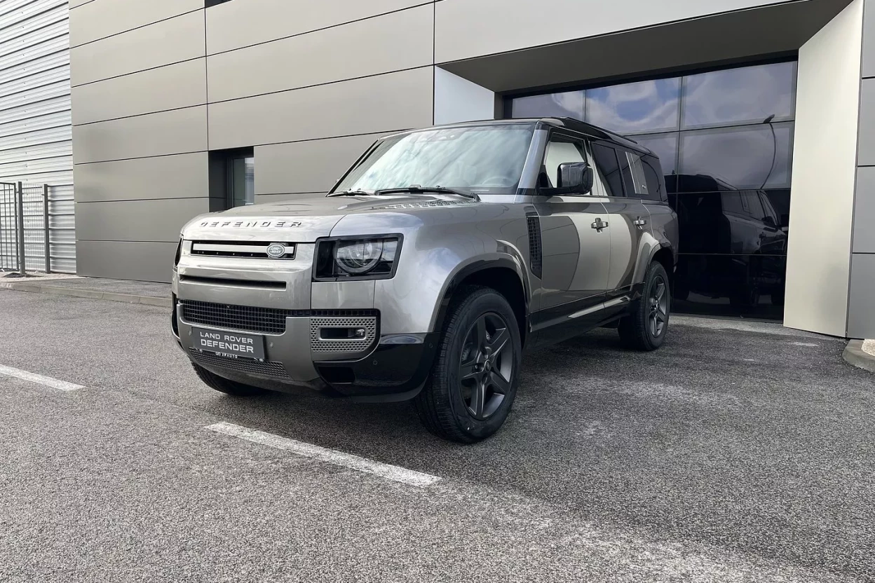 Defender 130 X-Dynamic SE D300 MHEV AWD obrázok č. 0