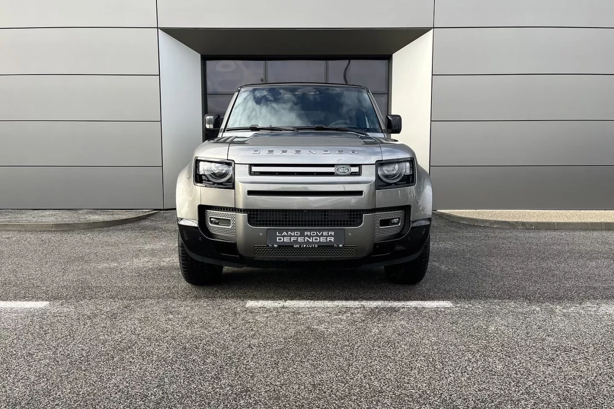 Defender 130 X-Dynamic SE D300 MHEV AWD obrázok č. 1