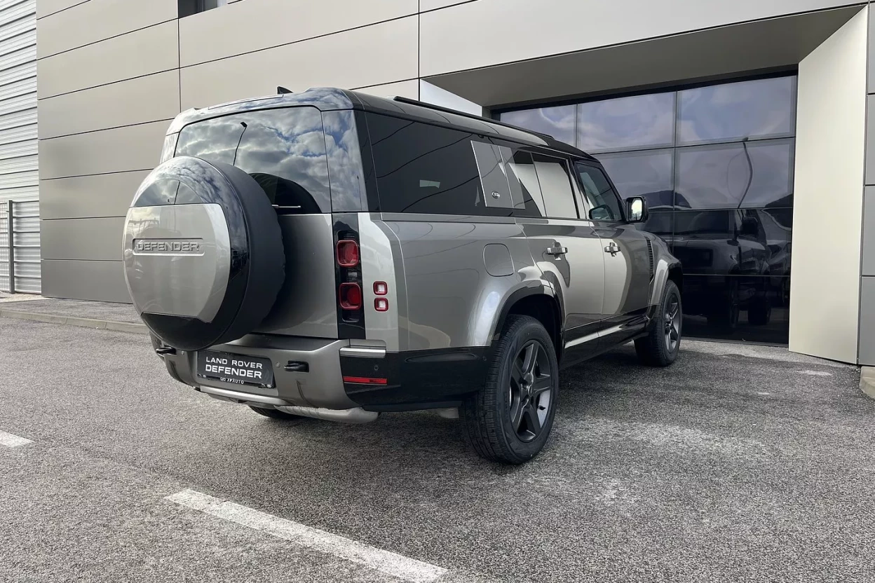 Defender 130 X-Dynamic SE MHEV D300 obrázok č. 5