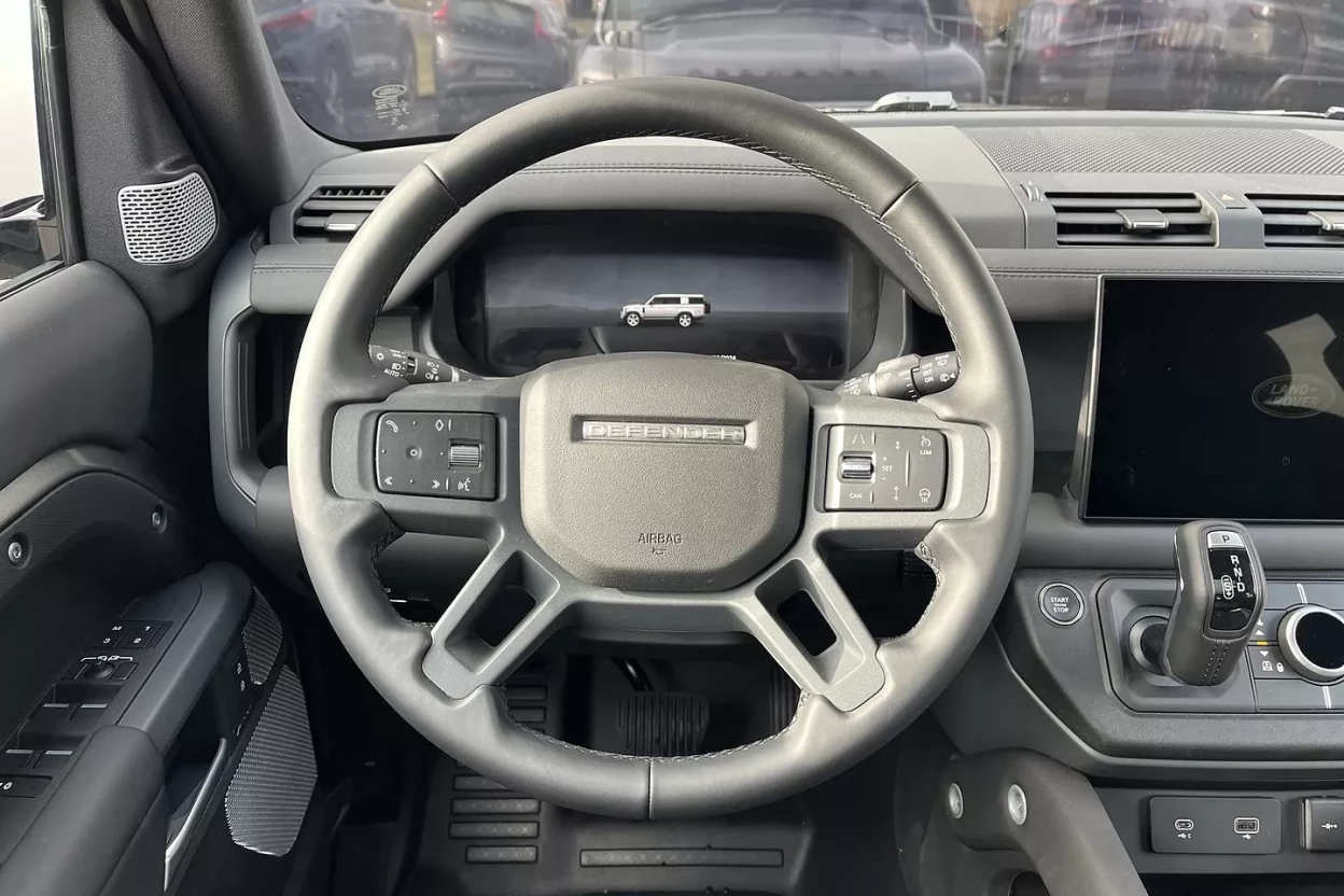 Defender 130 X-Dynamic SE MHEV D300 obrázok č. 8