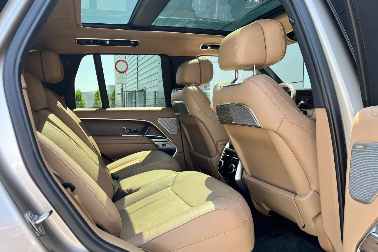 Range Rover Autobiography PHEV460 AWD obrázok č. 10