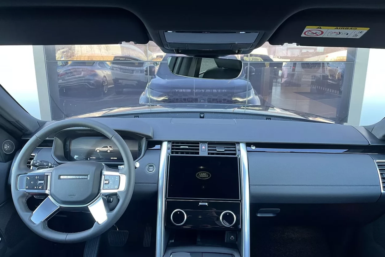 Land Rover Discovery S D250 AWD AUTOMAT MHEV obrázok č. 9