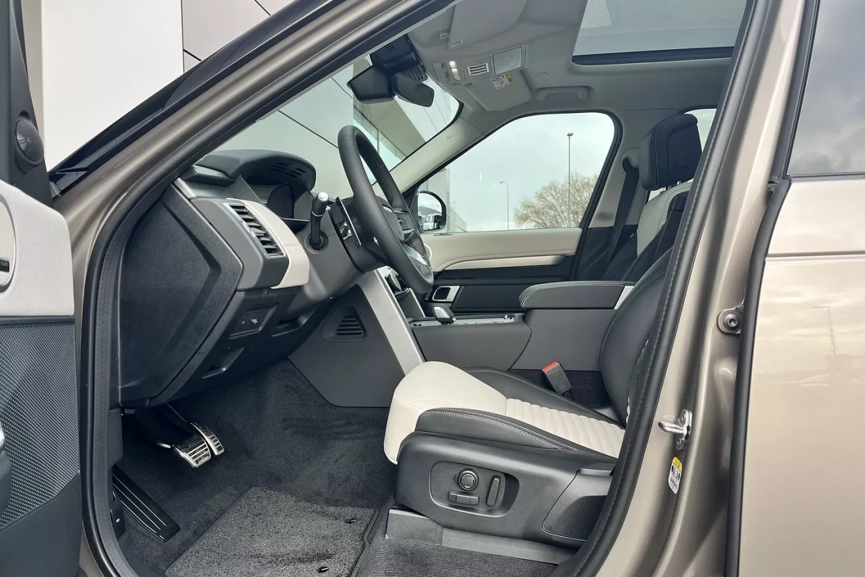 Discovery Dynamic SE D250 MHEV AWD obrázok č. 8