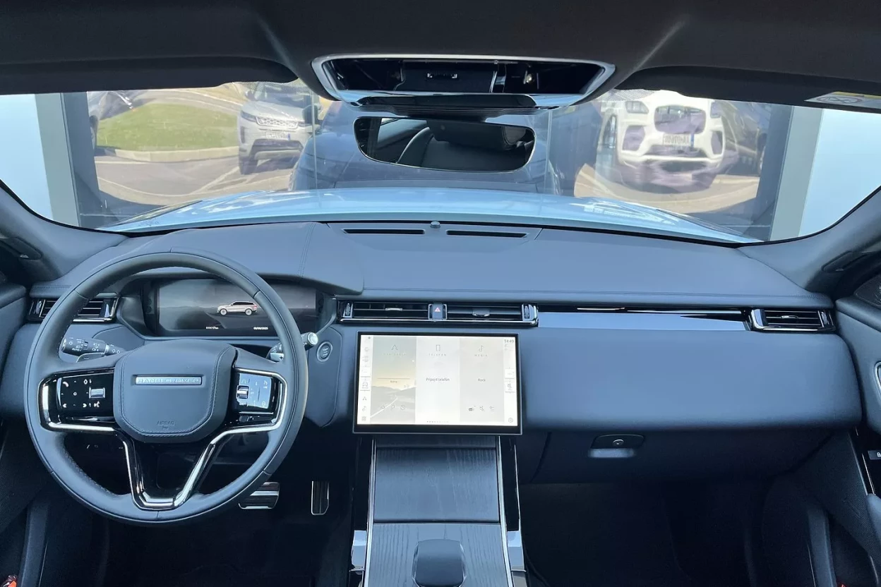 Range Rover Velar  Dynamic SE D200 AWD MHEV AUTOMAT obrázok č. 9