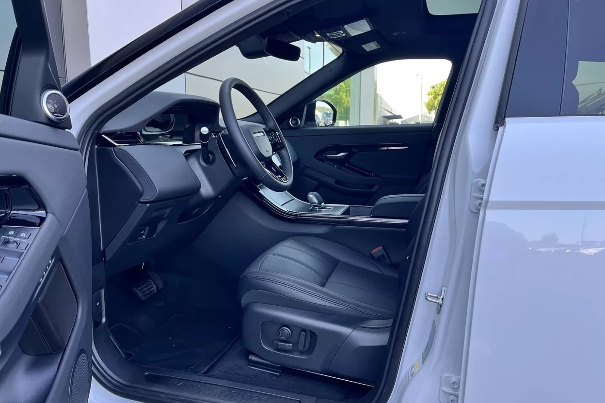 Range Rover Evoque Evoque S D165  MHEV AWD obrázok č. 8