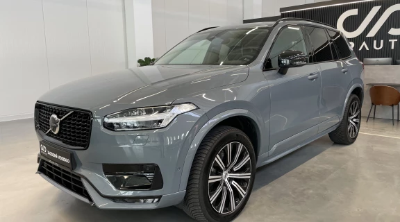 Volvo XC90 B5 Diesel Plus Dark AWD