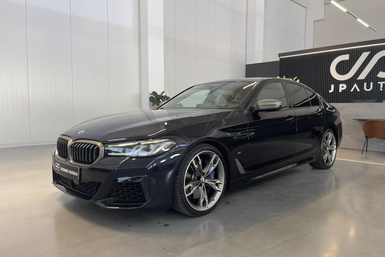BMW M550i xDrive obrázok č. 0