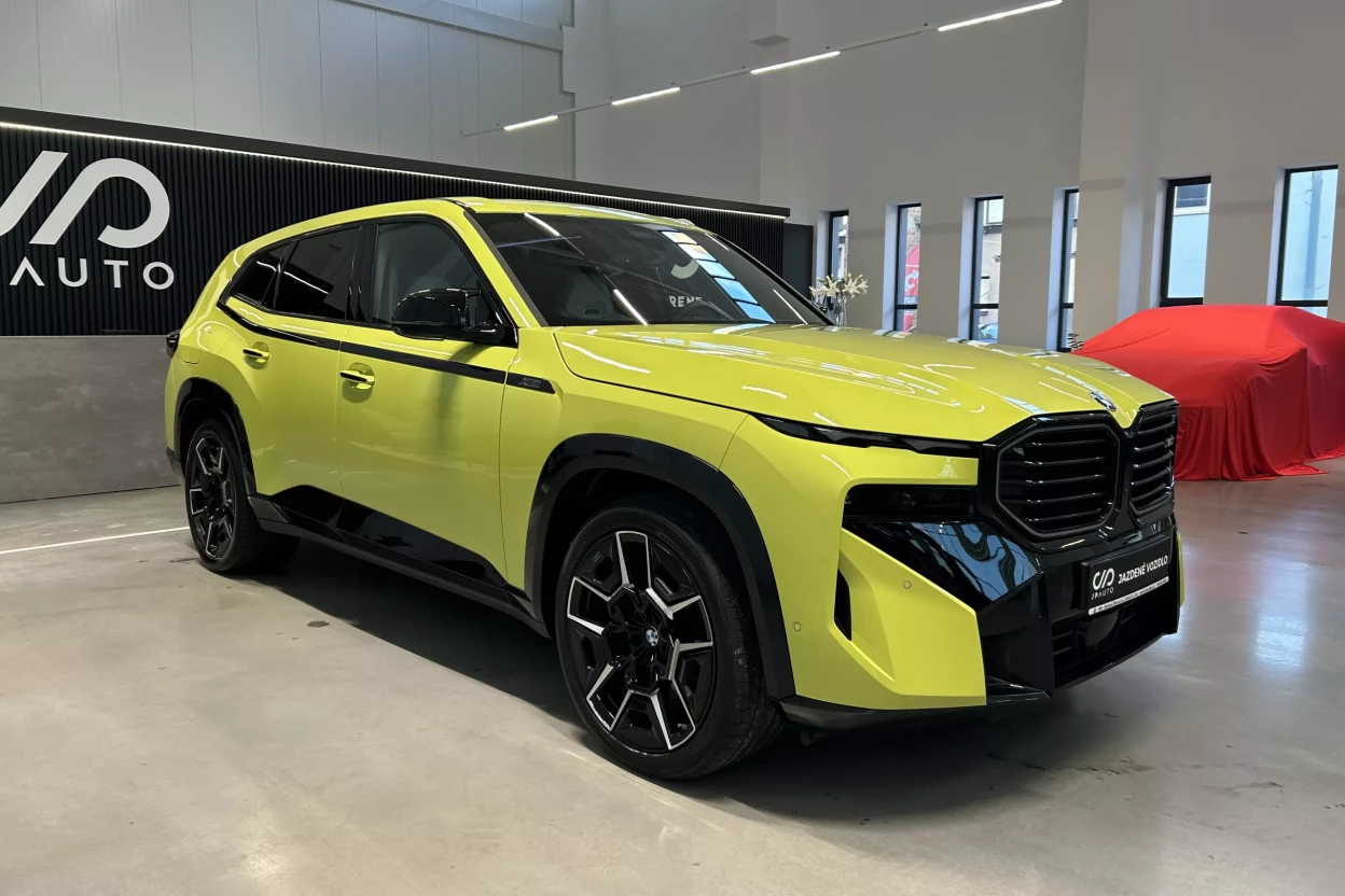 BMW XM 50e obrázok č. 9
