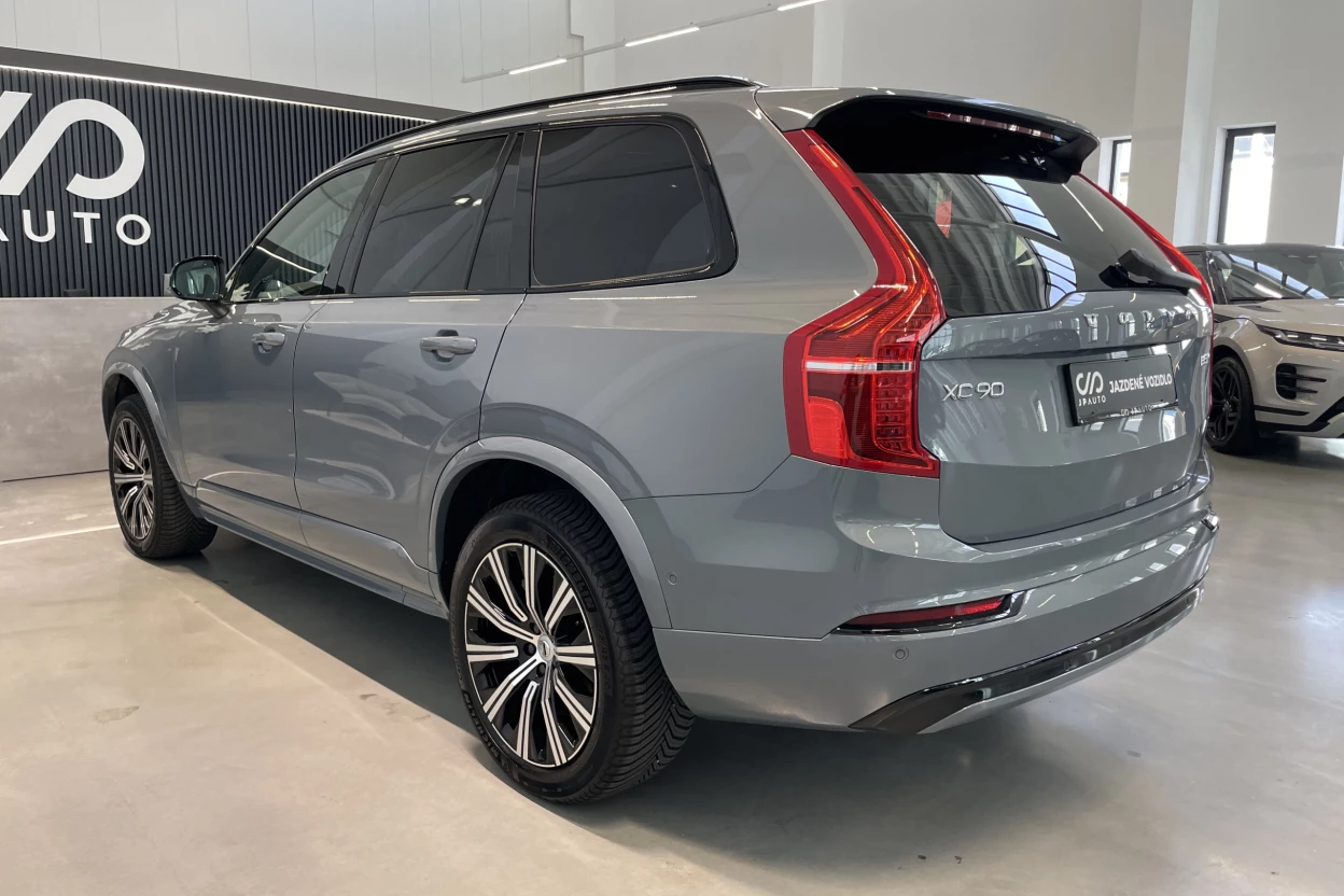 Volvo XC90 B5 Diesel Plus Dark AWD obrázok č. 10