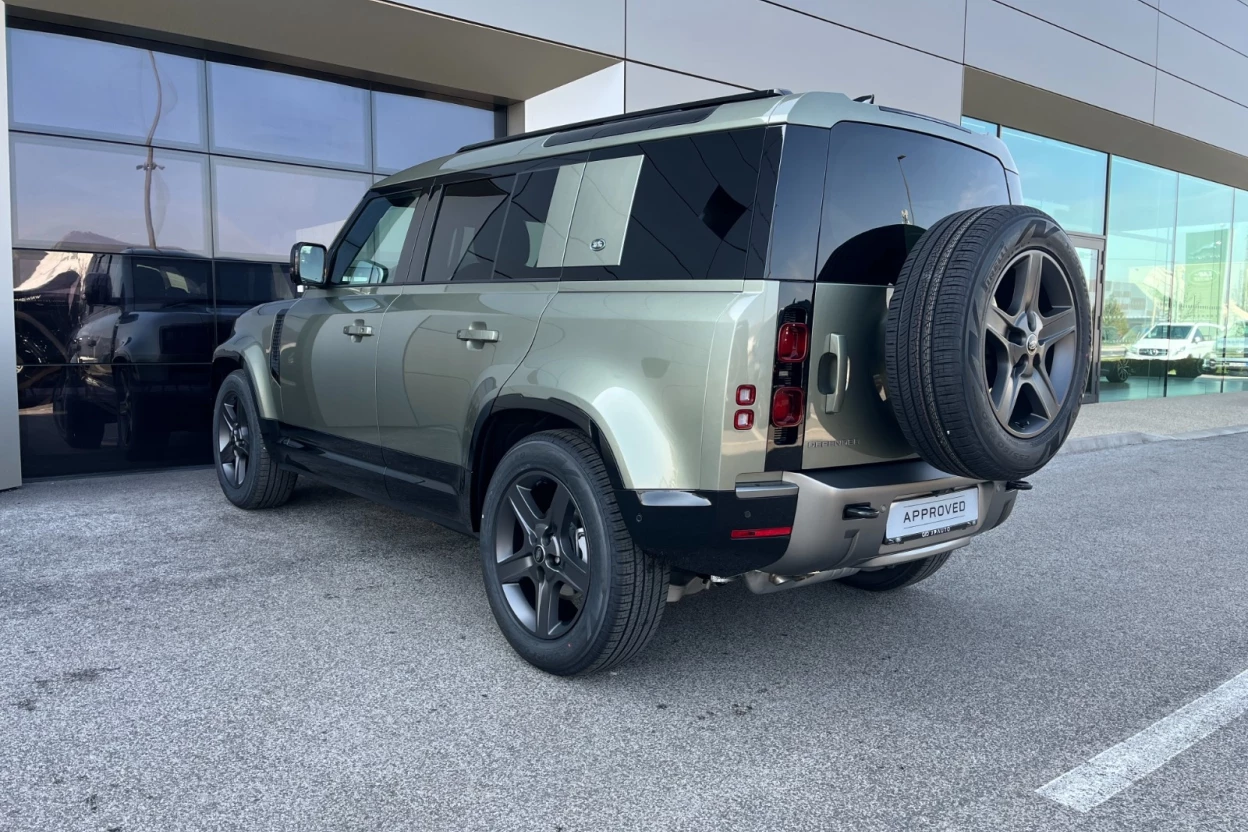 Land Rover Defender 110 X-Dynamic SE 200 AWD AUTOMAT MHEV obrázok č. 10