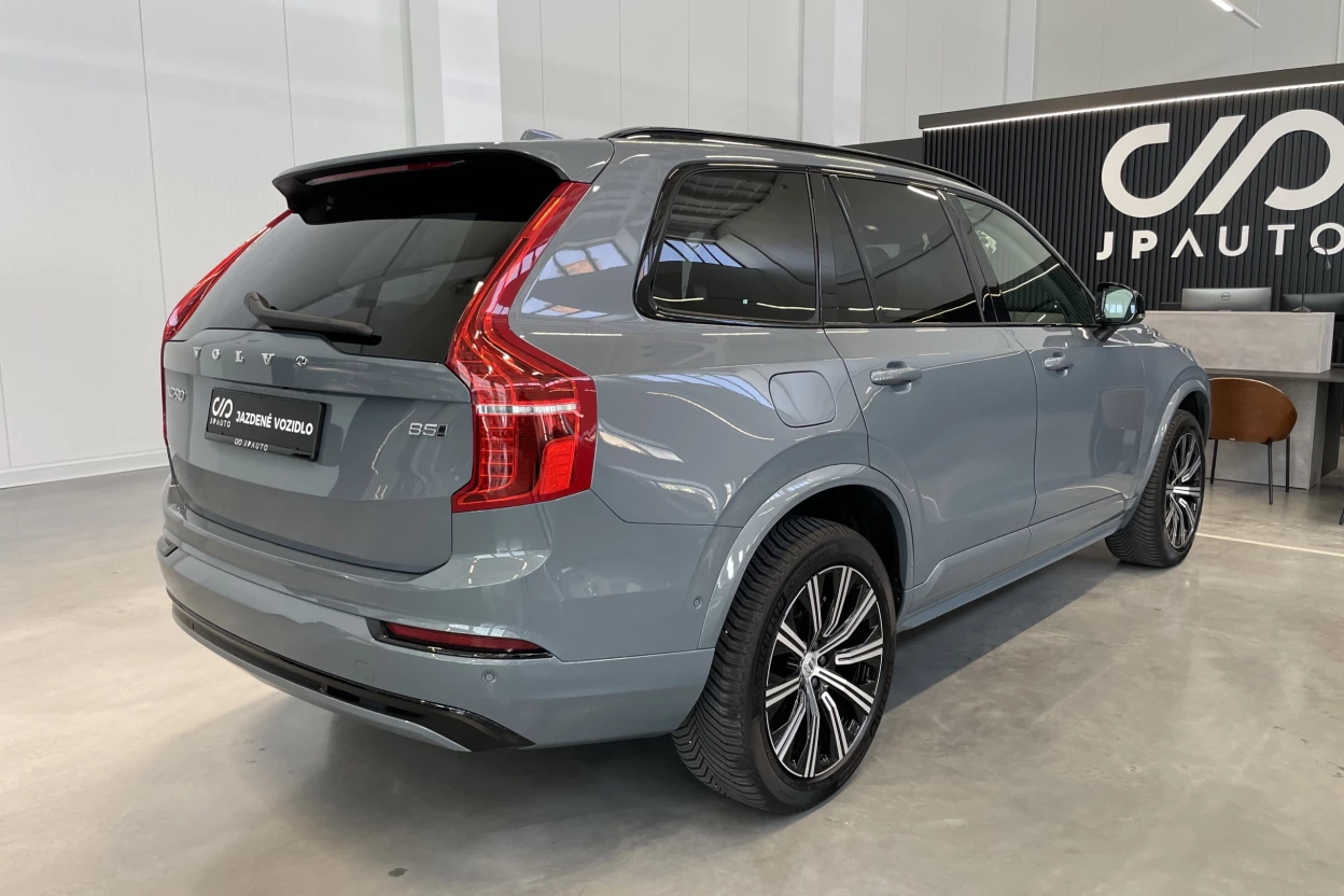 Volvo XC90 B5 Diesel Plus Dark AWD obrázok č. 1