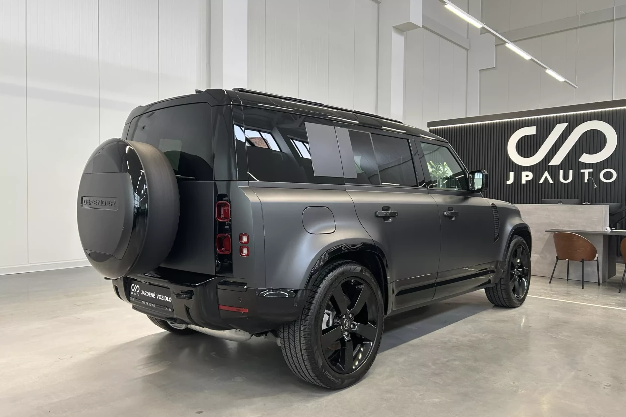 Defender 110 X-Dynamic HSE D300 obrázok č. 1